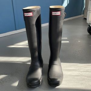 Black Matte Hunter Boots